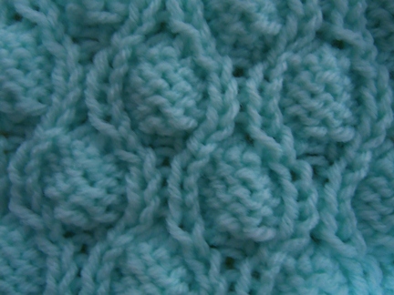 free cable knitting pattern - repeated ovals stitch